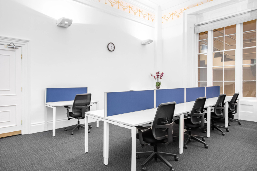 Serviced offices on King Street Manchester