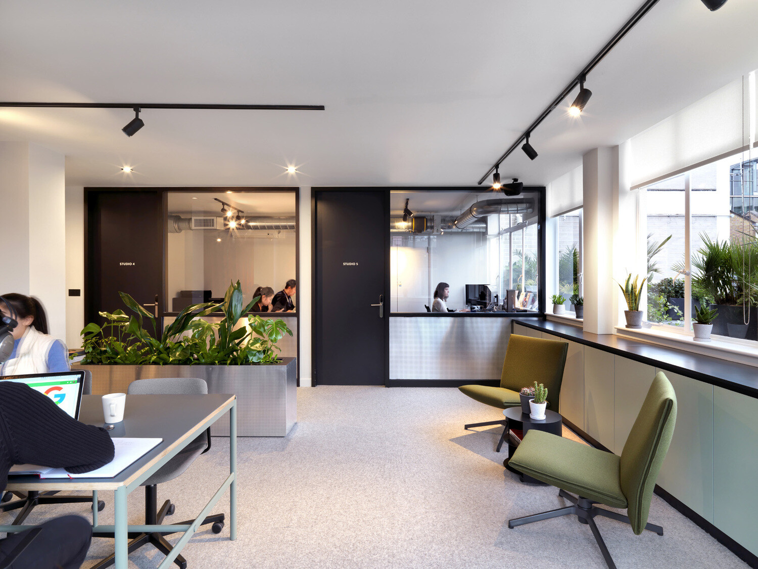 Offices to rent in Angel Square, London EC1V 1NY
