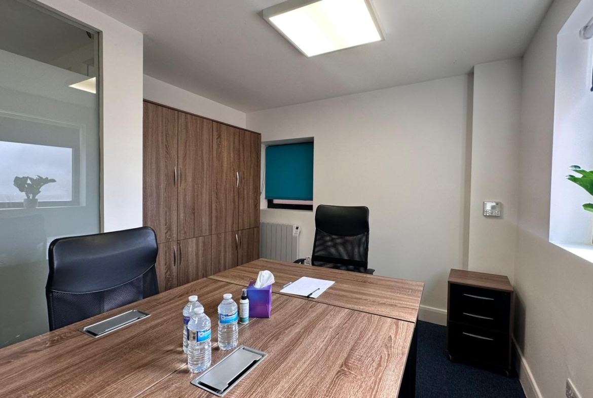 Office space in Harrow and Wealdstone Station