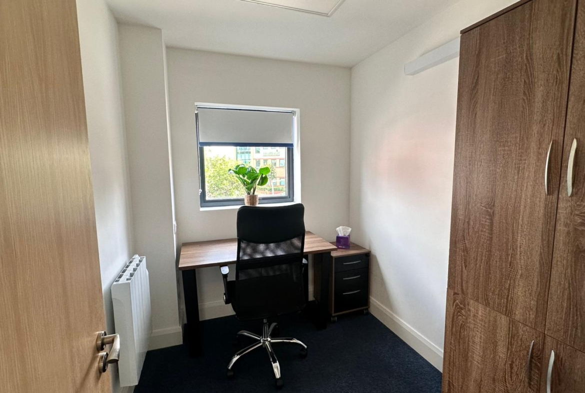 Office space in Harrow and Wealdstone Station
