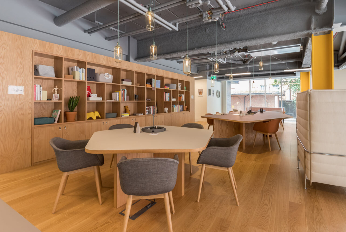 77 Fulham Palace Road