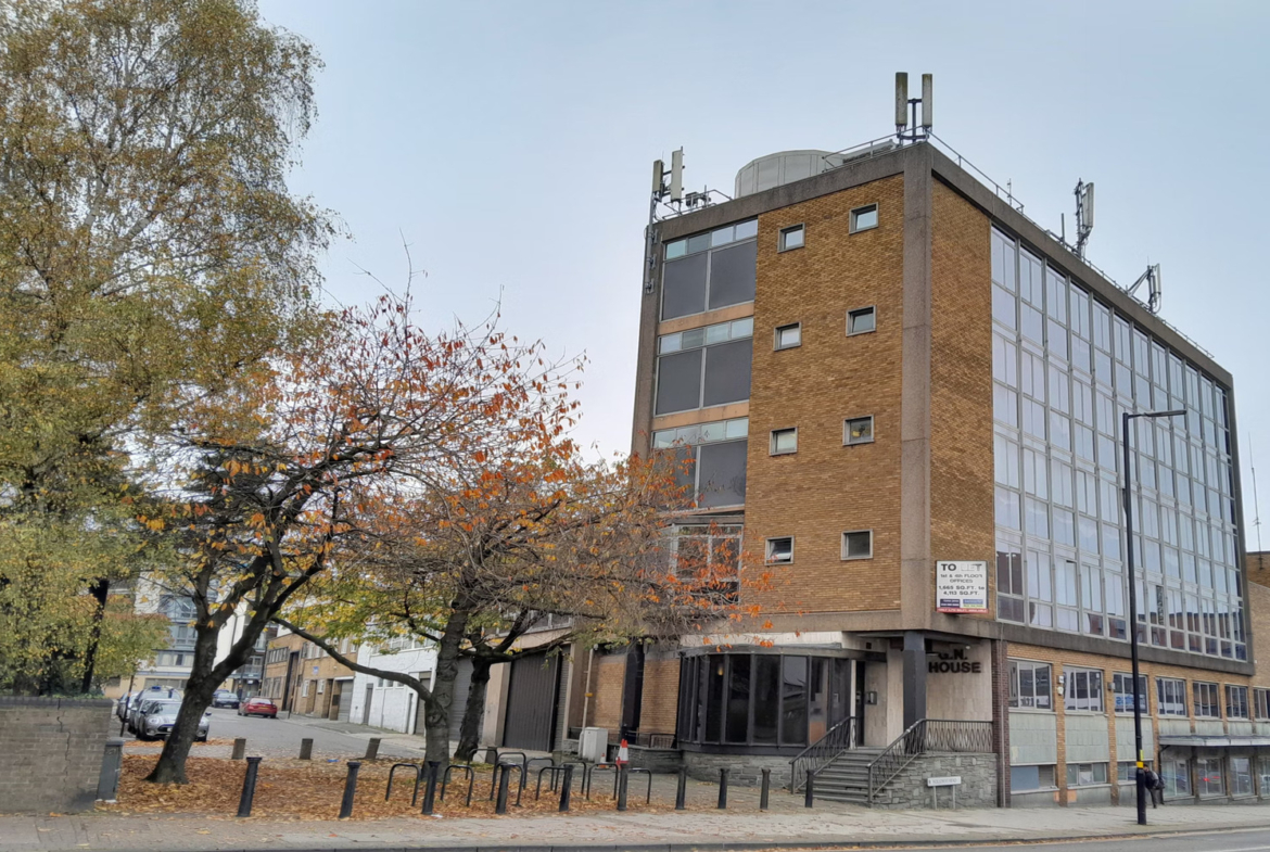 GN House in Birmingham,Holloway Head