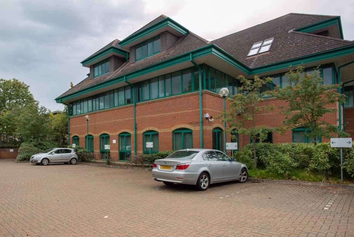 Office space in Leatherhead