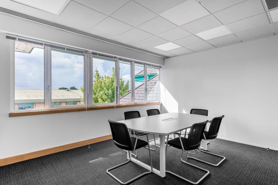 Office space in Leatherhead