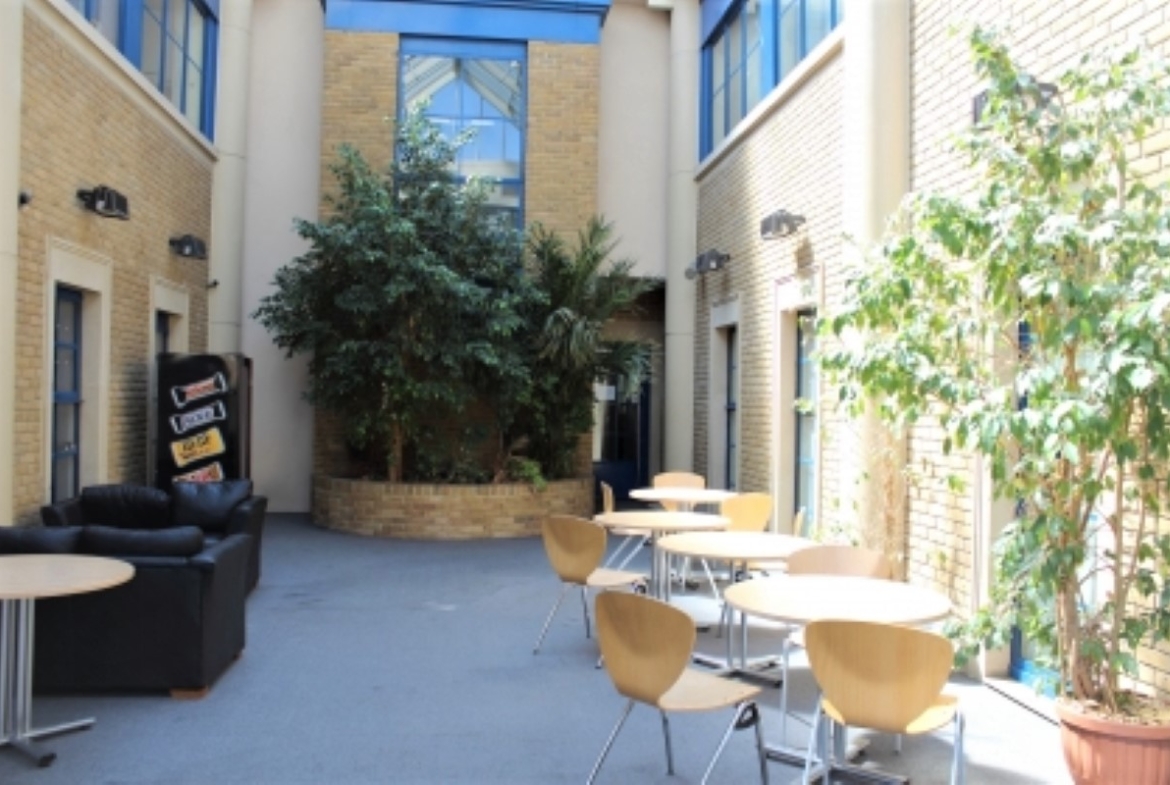 Offices in central Dartford