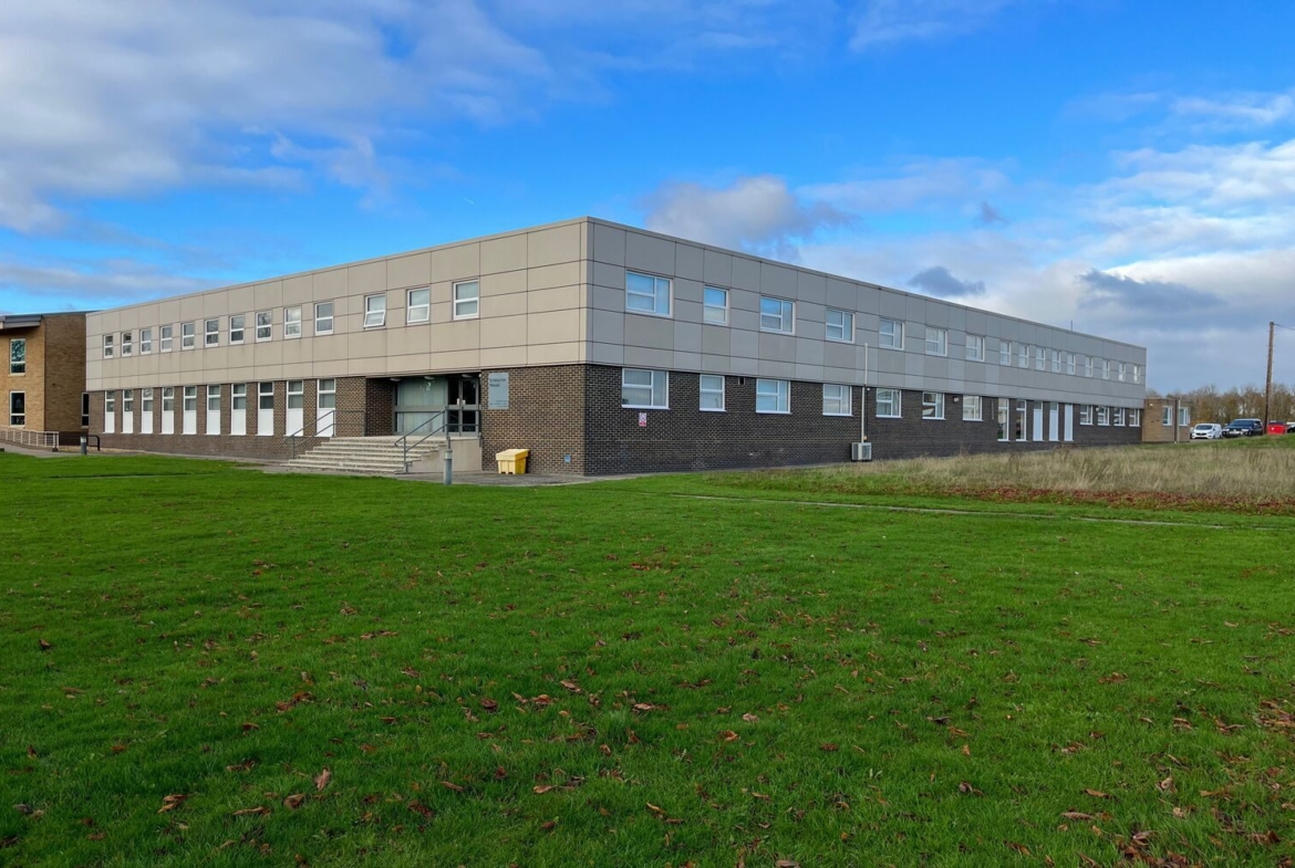 1 Fully serviced offices to let in Silsoe