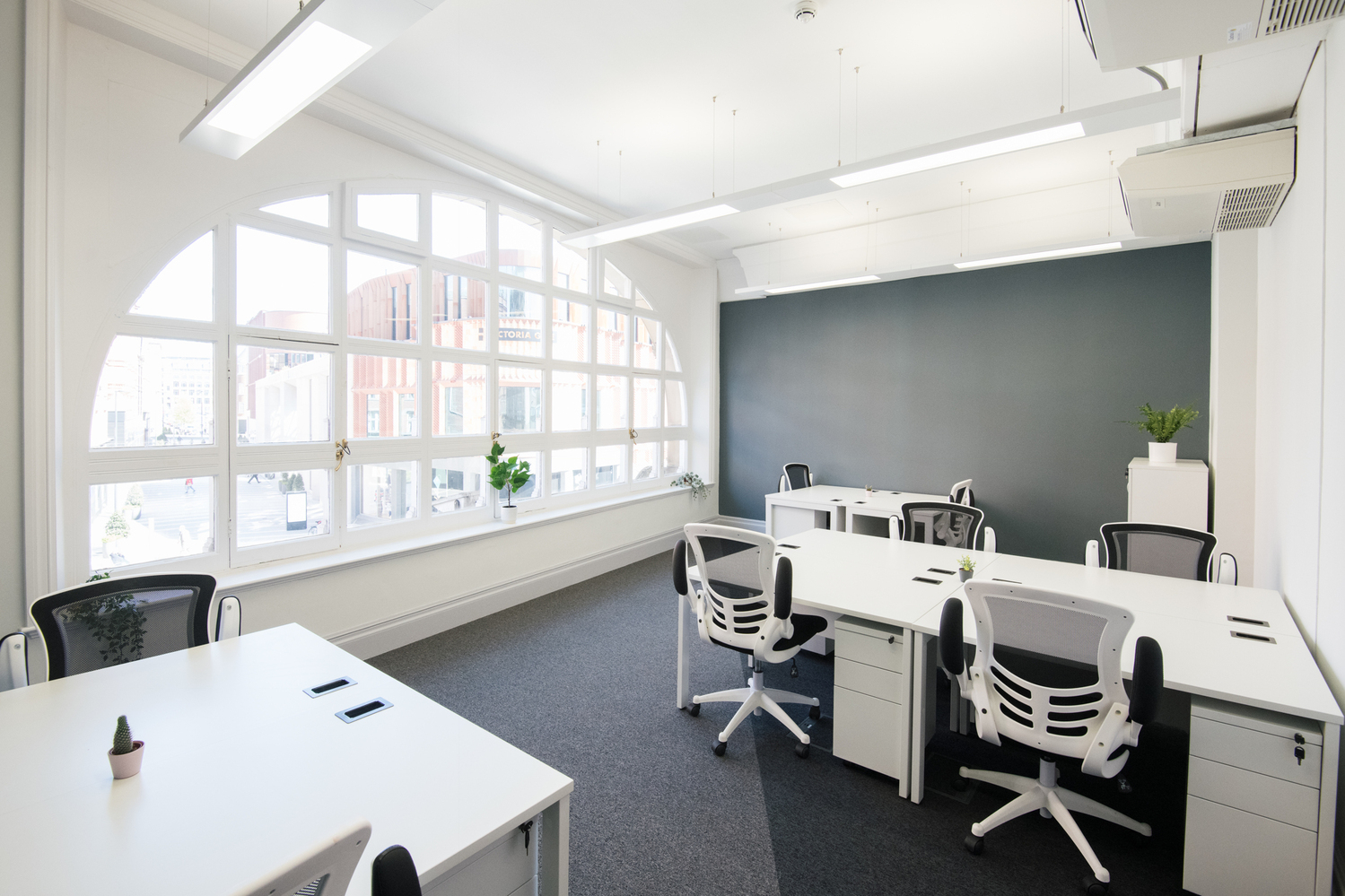 Impressive offices to let at The Leeming Building, Leeds