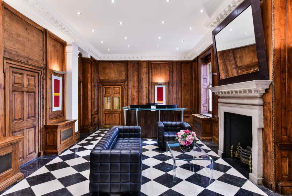 53 DAVIES STREET London W1K 5JH