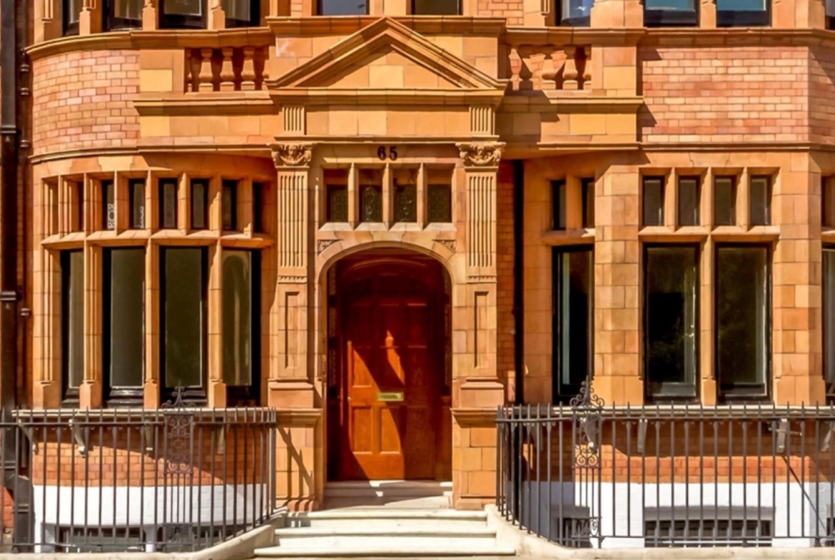 Sloane Street London SW1X 9SH