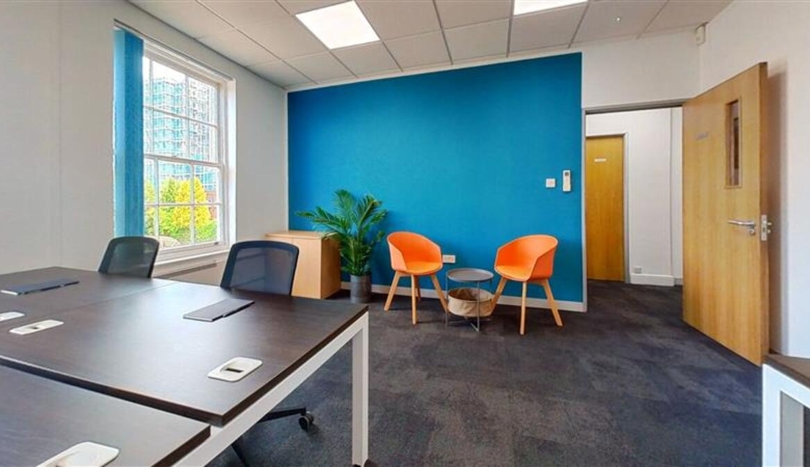 Serviced offices in Brentford
