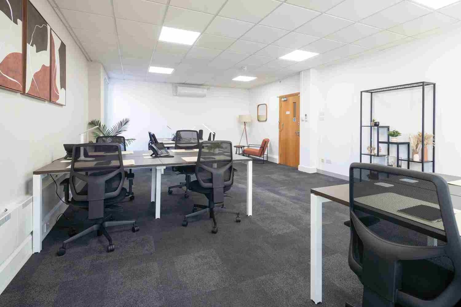 Serviced offices in Brentford
