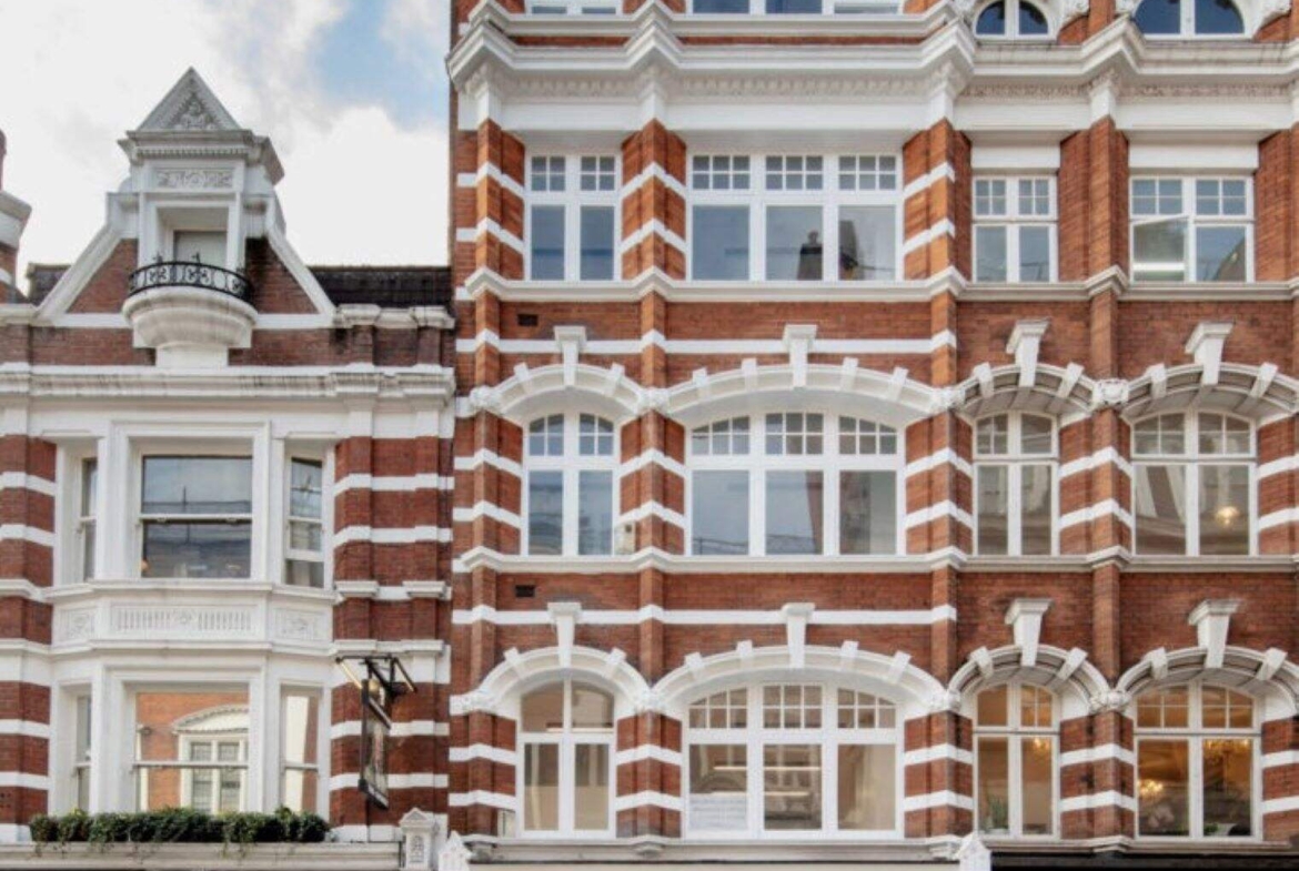 Offices to let on WARDOUR STREET