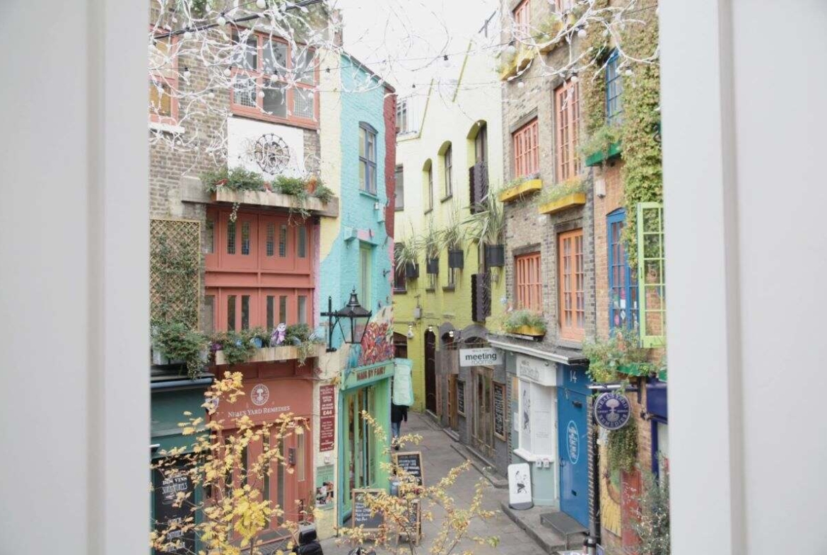 1 Neal's Yard