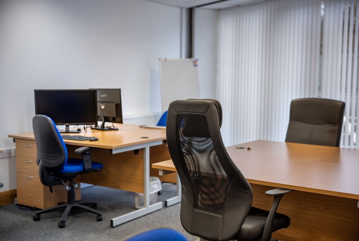 Office on Station Road, BS30 8XG