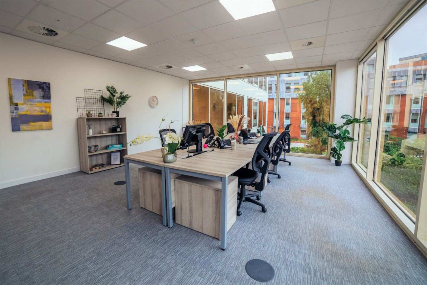 Flexible office space in central Swindon