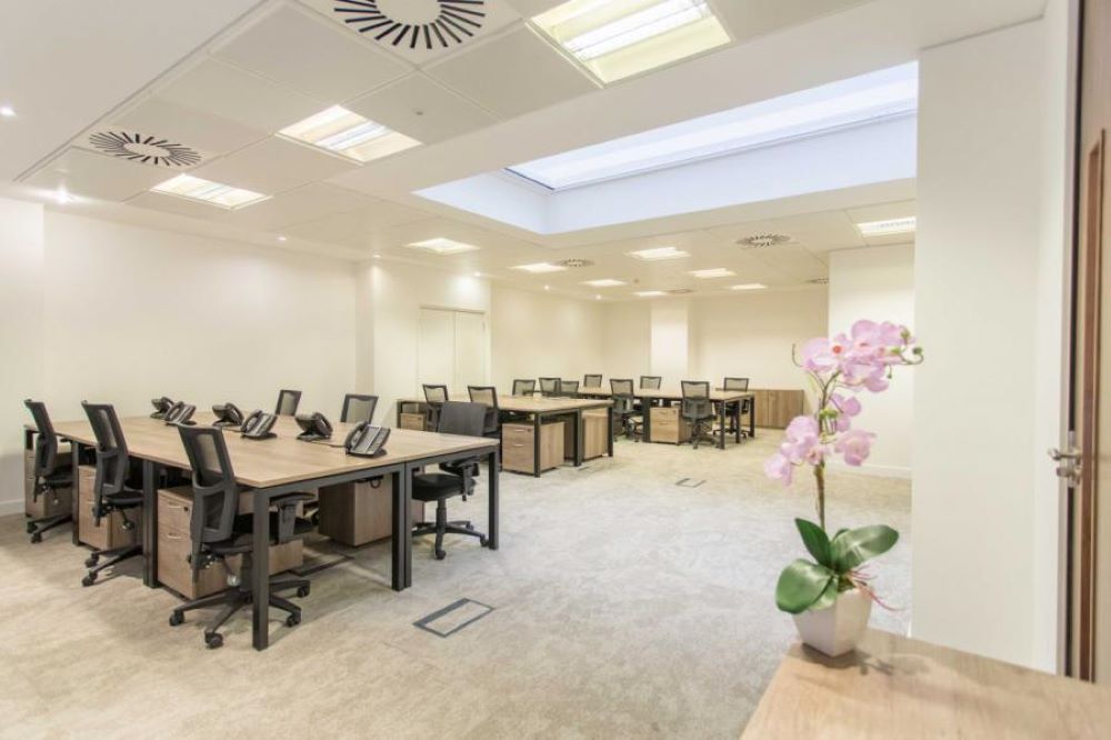 Offices on Cavendish Square W1G