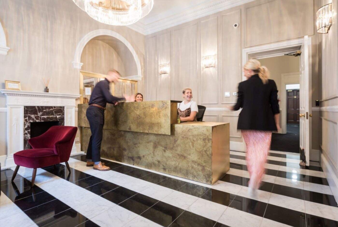 Offices to let on Grosvenor Street