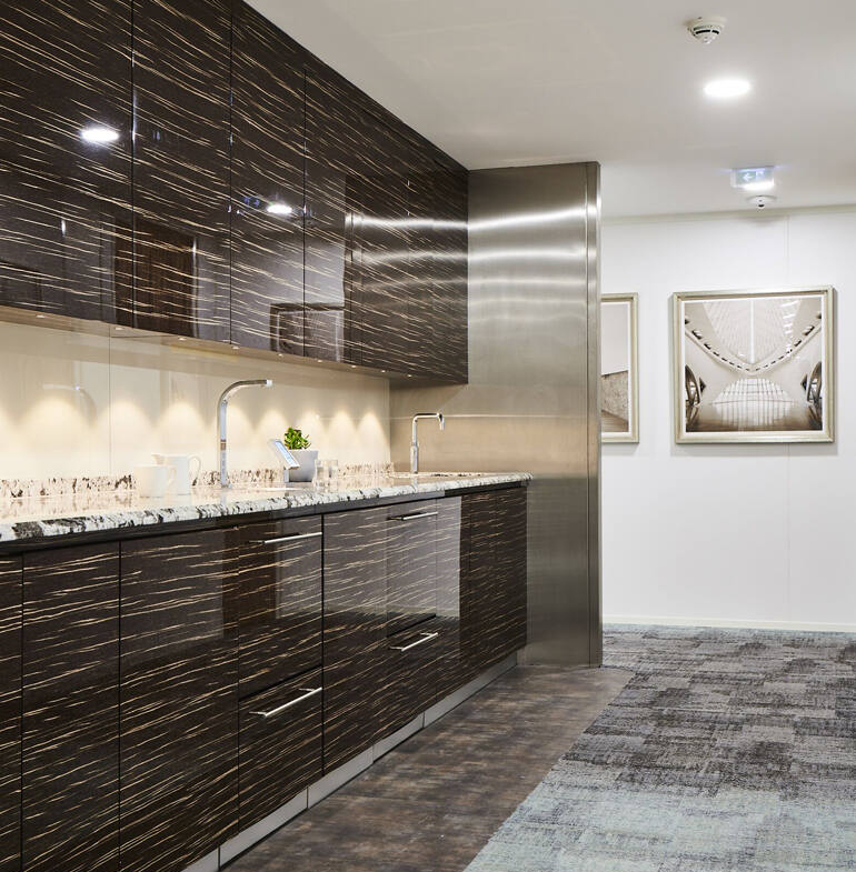 Office to let on High Holborn WC1V