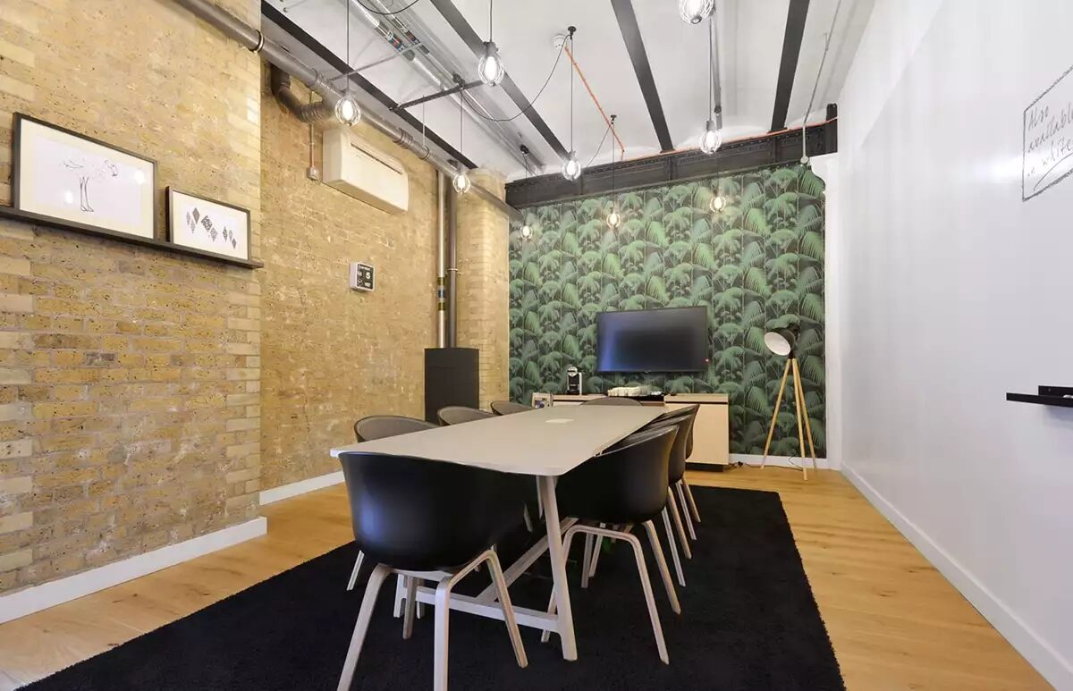 Offices on Clerkenwell Close, EC1R