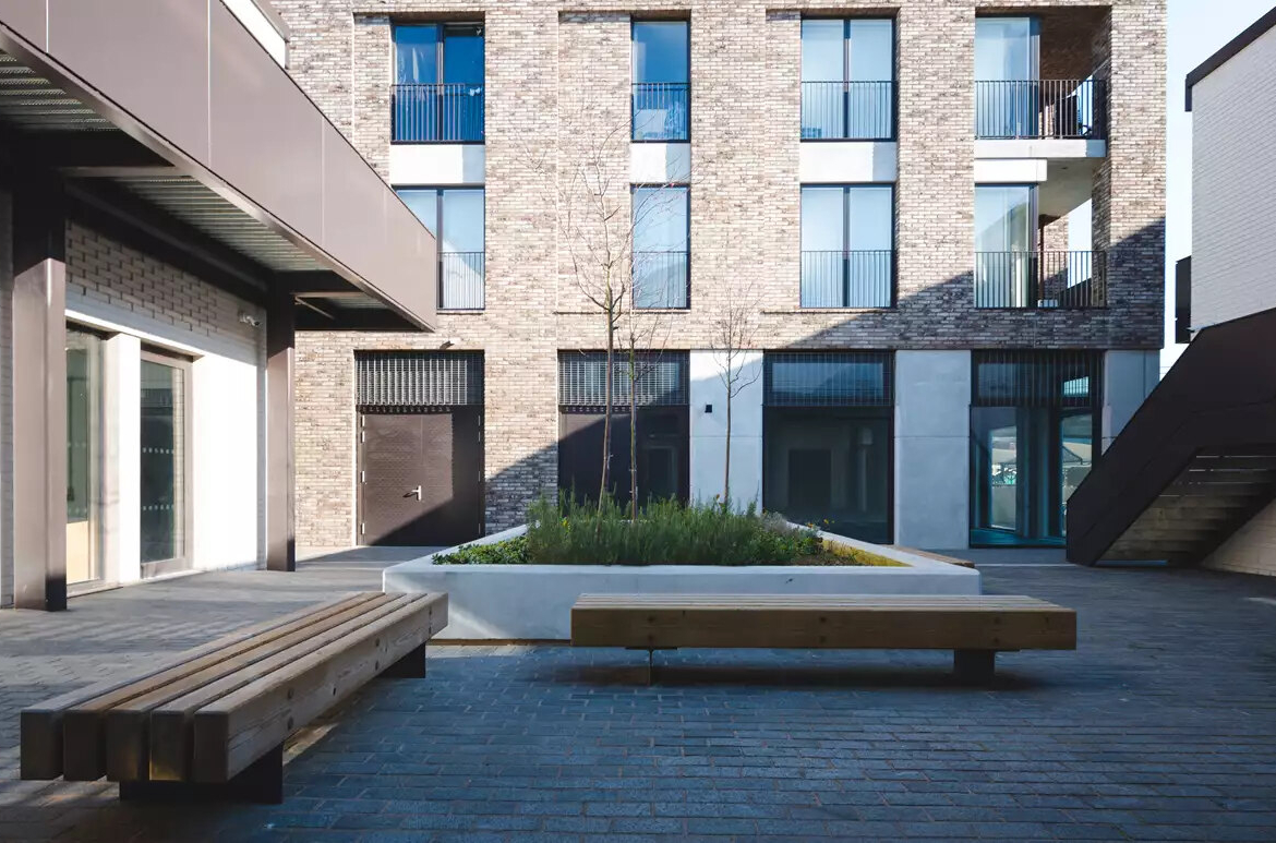 Offices at 8-12 Creekside SE8 3DX