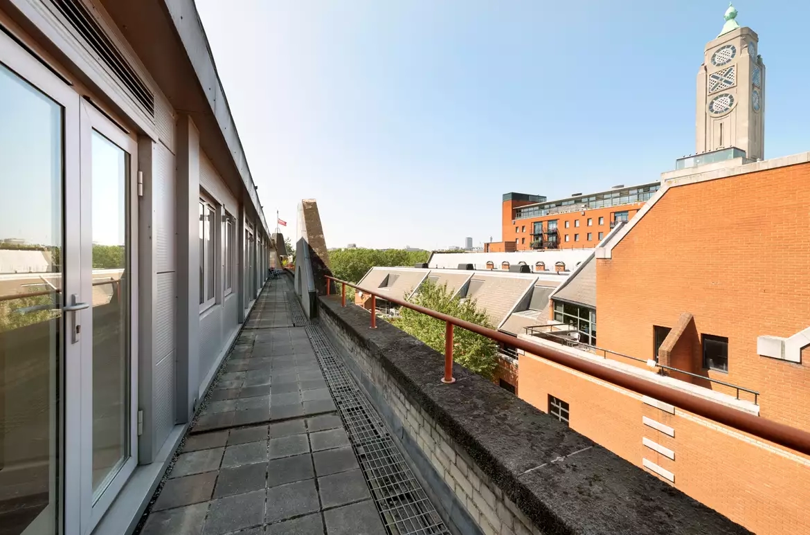 Modern Offices on London's South Bank