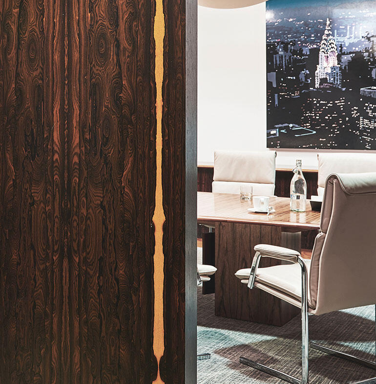 Offices to let in St Paul's EC1A