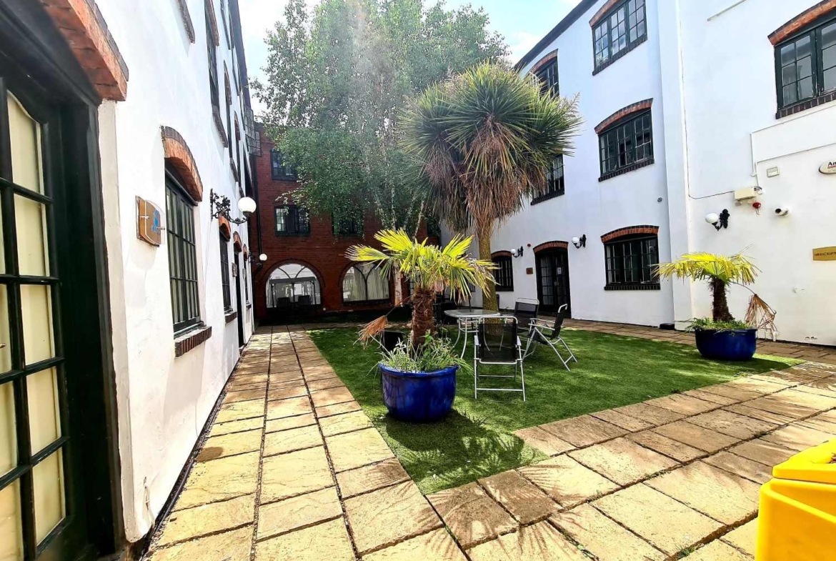 Office to let Moseley Street, Birmingham B12