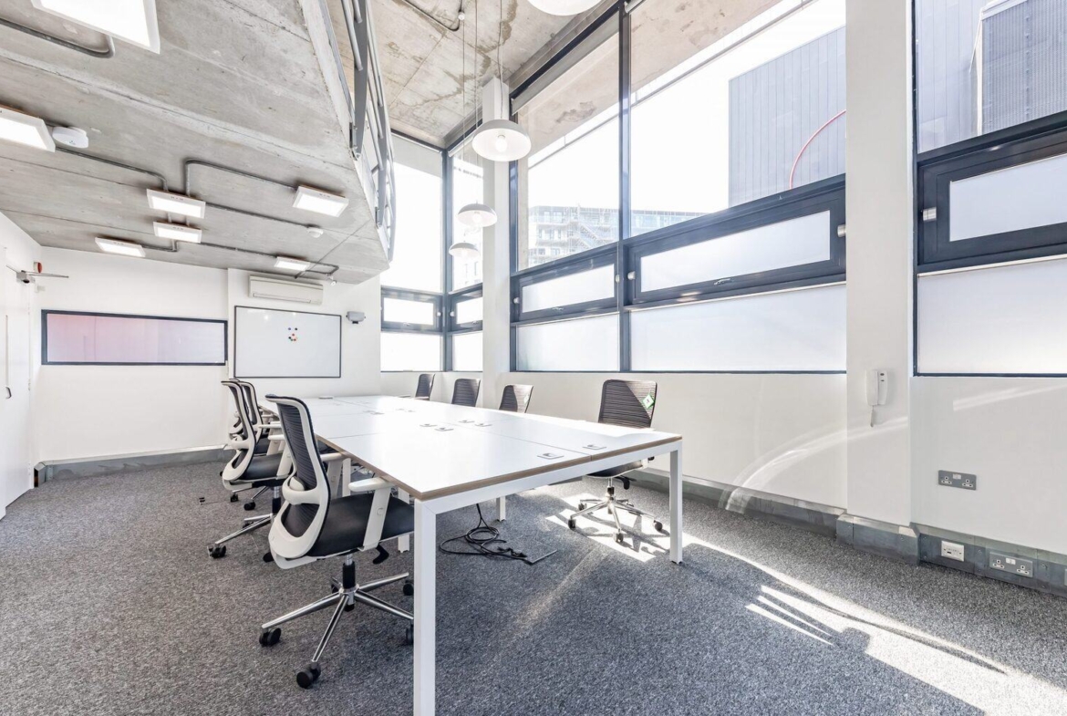 Self-contained office on Great Suffolk Street