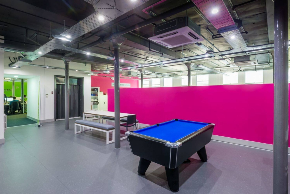 Office to let at 117 Portland Street