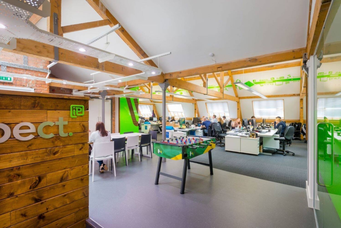 Office to let at 117 Portland Street