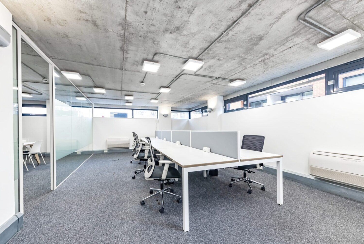 Self-contained office on Great Suffolk Street