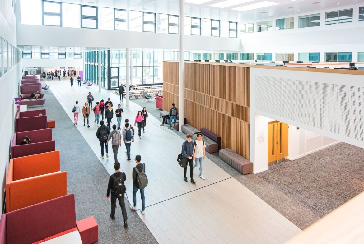 Learning_Library_and_Enterprise_Zone university green man