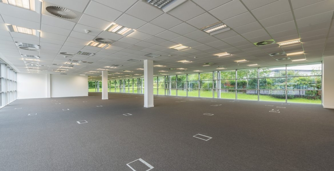 Office to let in Matrix One in Swansea