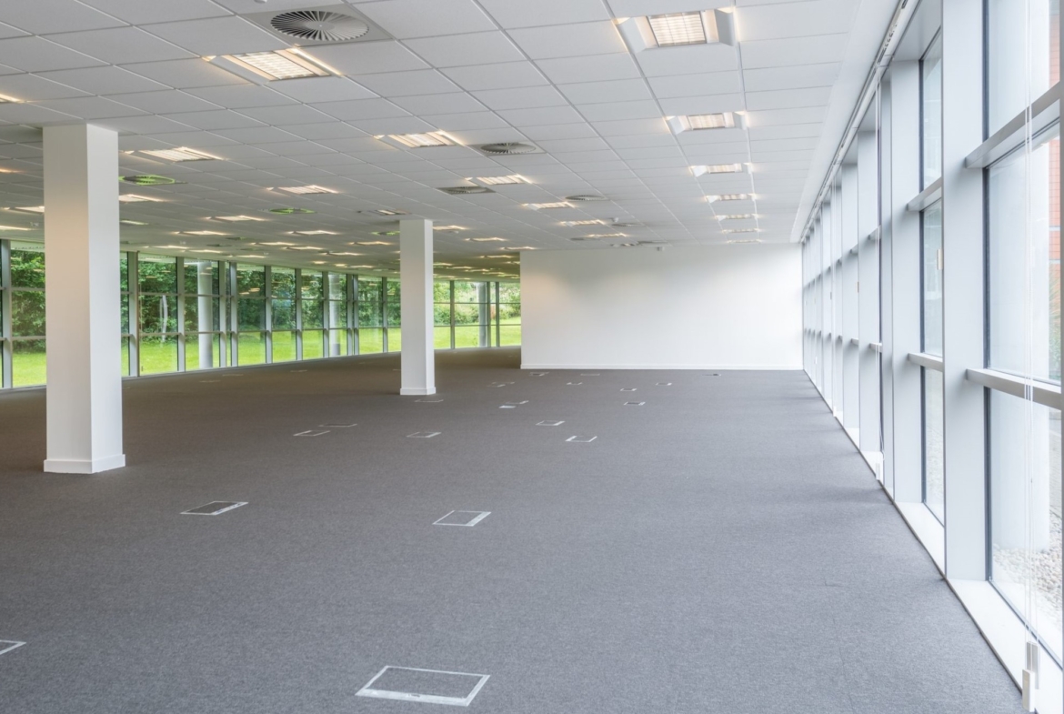 Office to let in Matrix One in Swansea