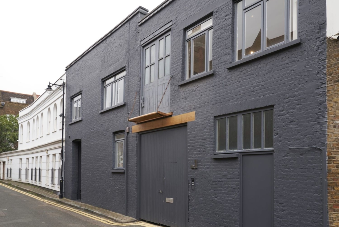 Pic-2-for-details-1-2-scaled Office to let on Sans Walk EC1R