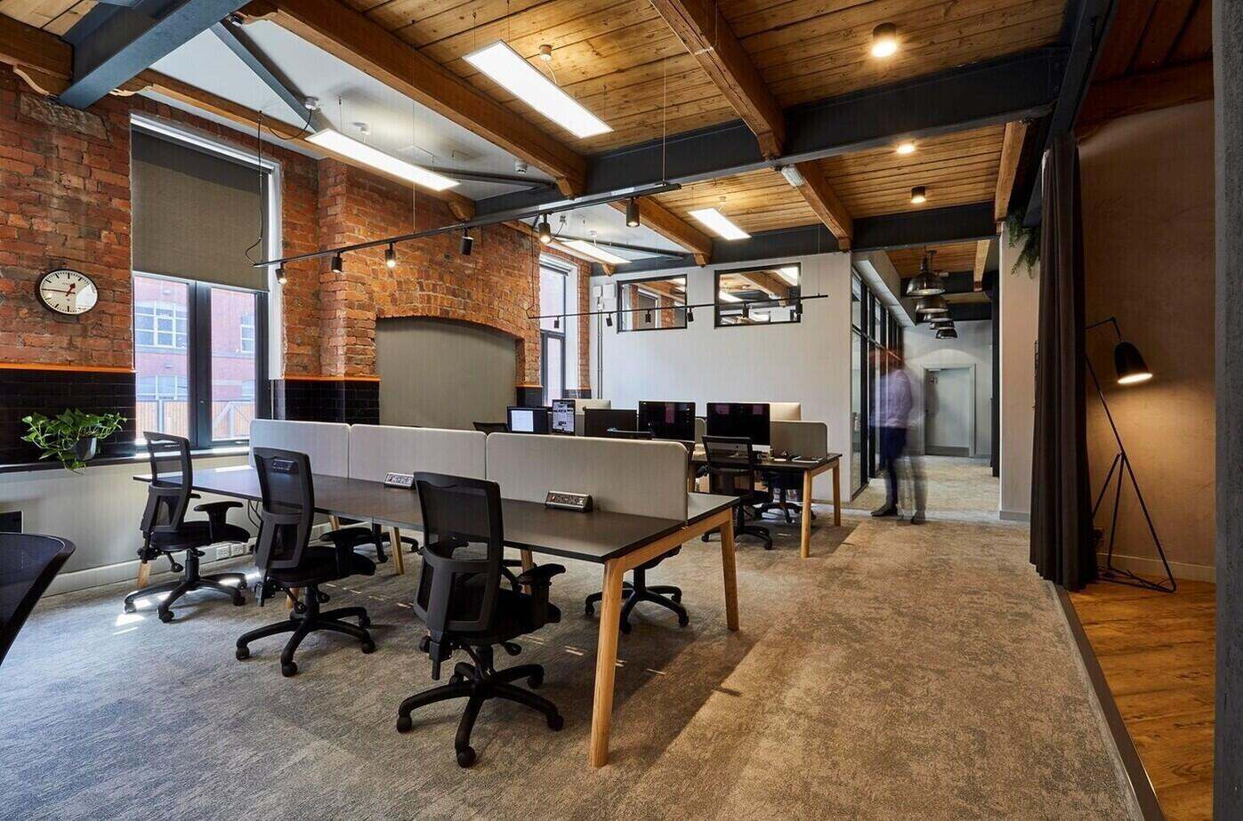 Office to let in Jactin House, Central Manchester