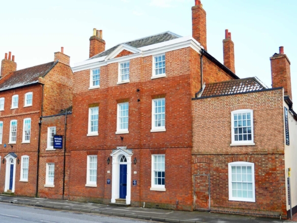 Offices to let in Newark