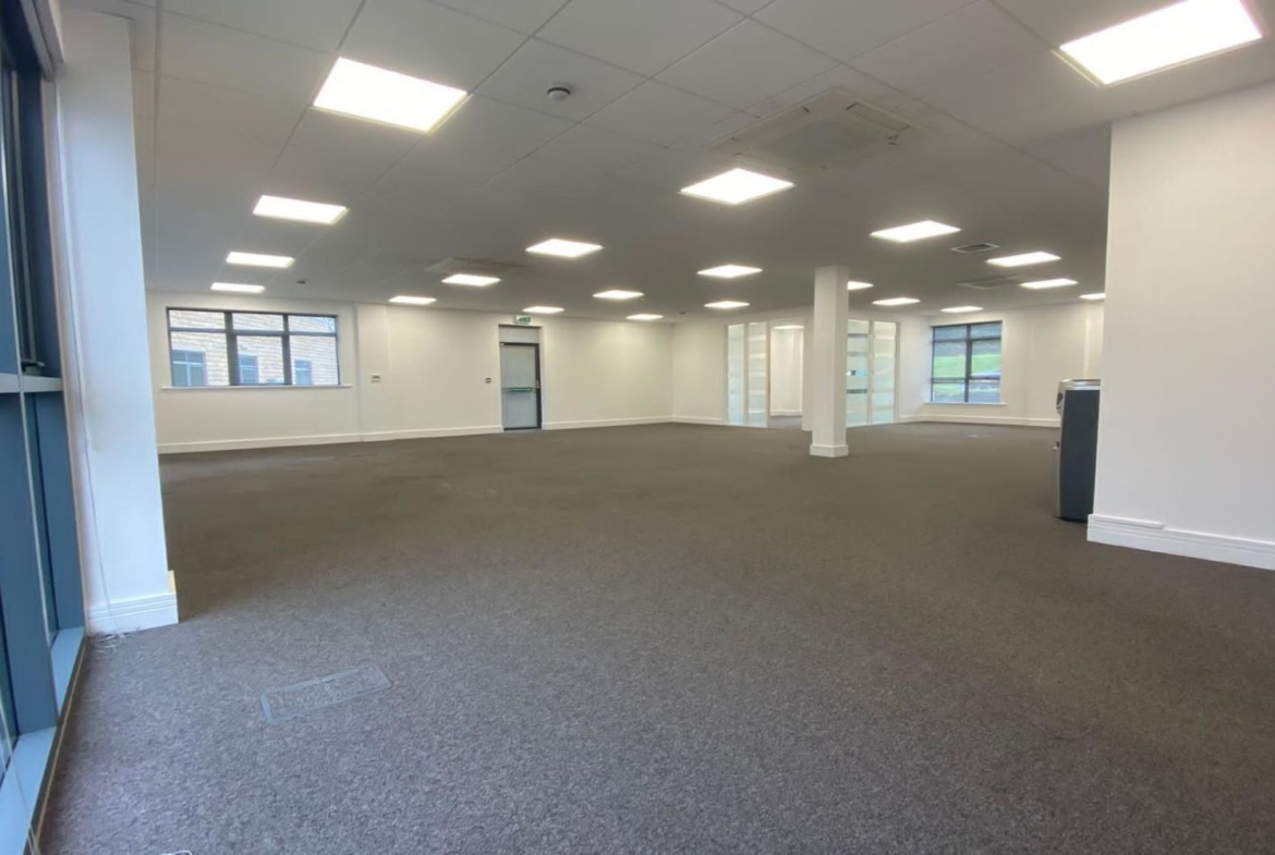 Offices at Vantage Court