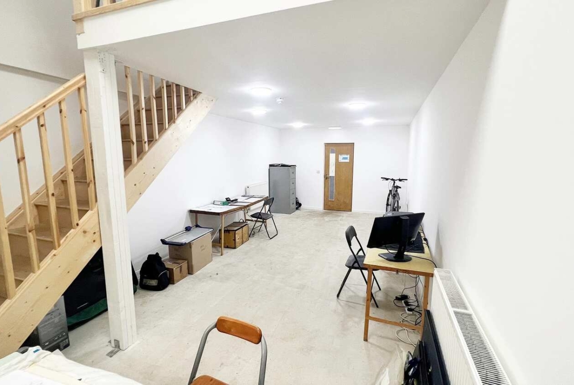 Workspaces in Enfield