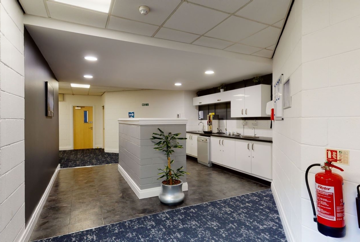 Office to let in Europa House