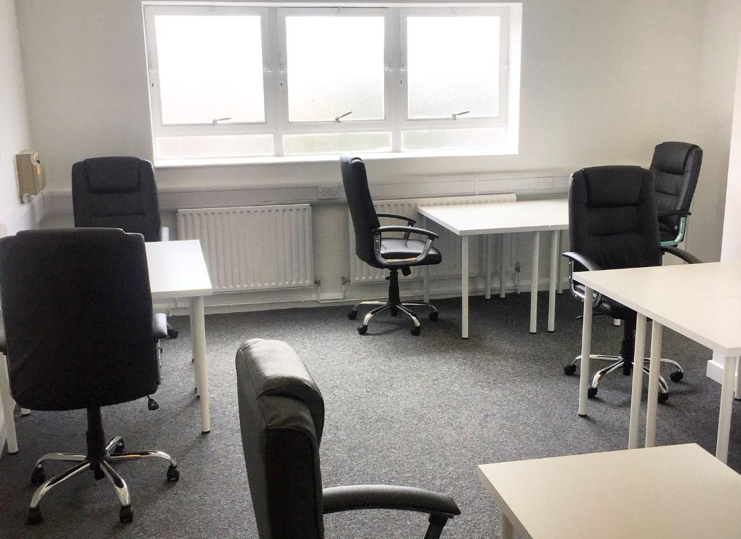 Office on 177 Hook Road Surbiton KT6 5AR