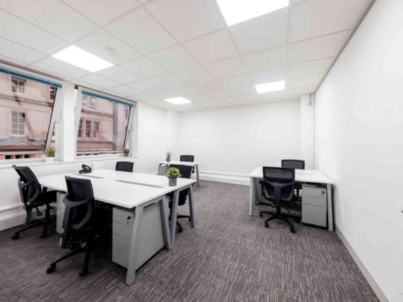 Serviced Office to let in Bristol BS1