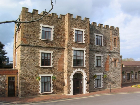 Office to let in Creech Castle
