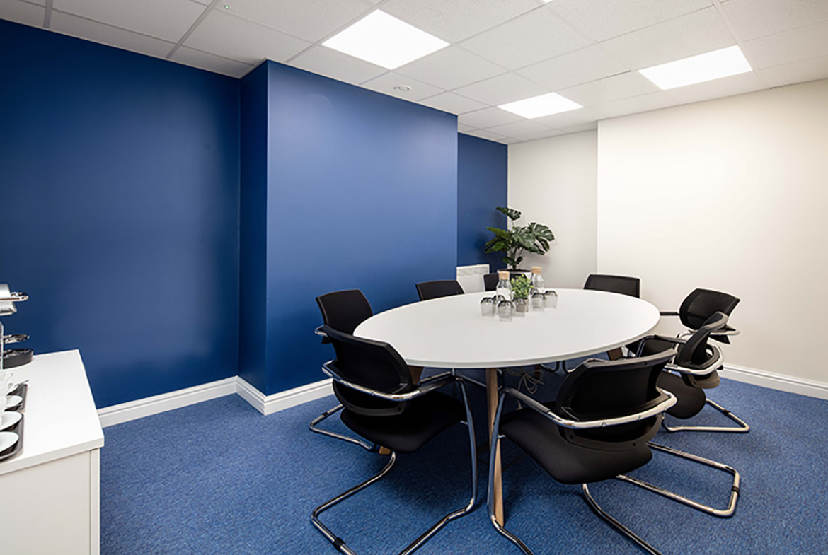 Office to let in Creech Castle