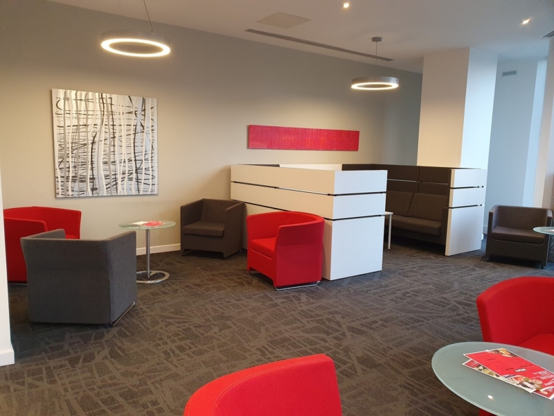 Office to let in CAPITAL TOWER BUSINESS CENTRE