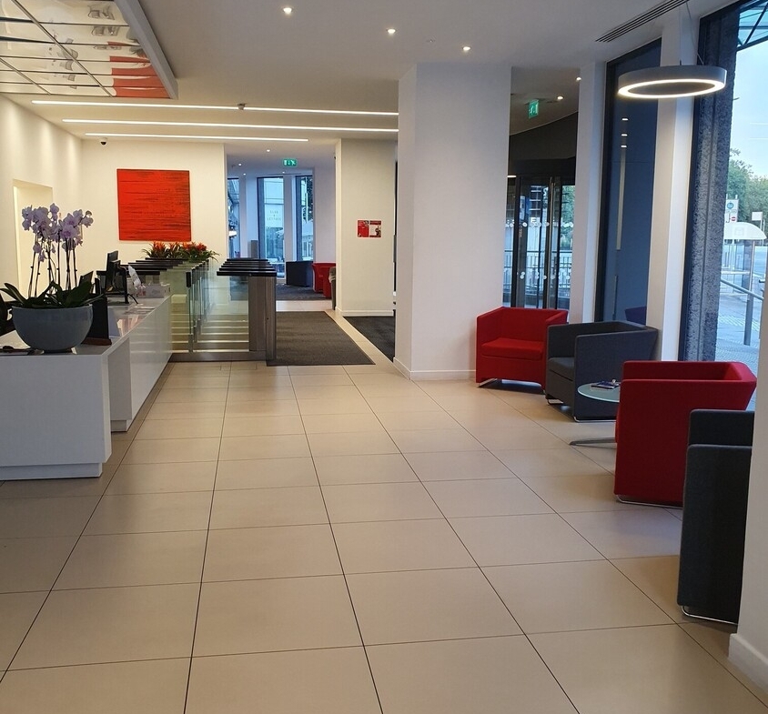 Office to let in CAPITAL TOWER BUSINESS CENTRE