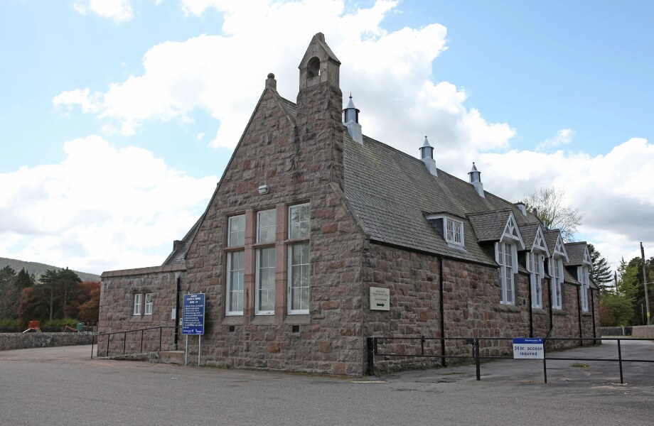Serviced Office to let in Aboyne Business Centre