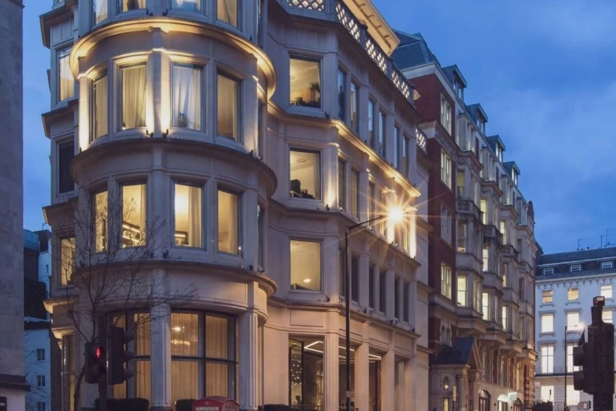 LUXURY SERVICED OFFICES MAYFAIR