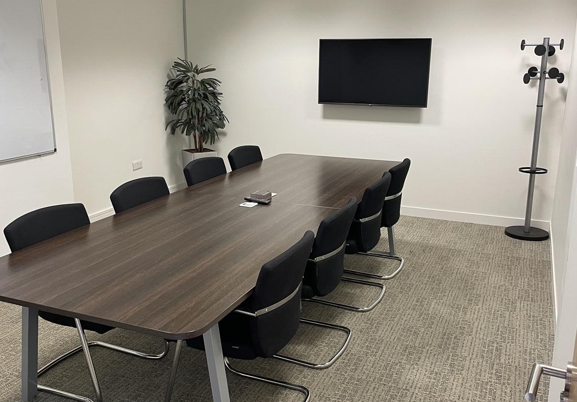 MODERN OFFICES in Bracknell