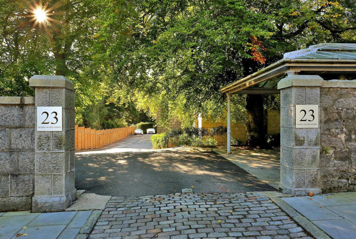 23 Rubislaw Den North AB15